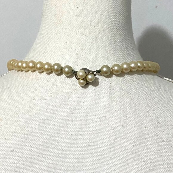 Vintage Faux Pearl Necklace 24" Mob Wife Classic Costume Fashion Jewelry Girly - Picture 2 of 6